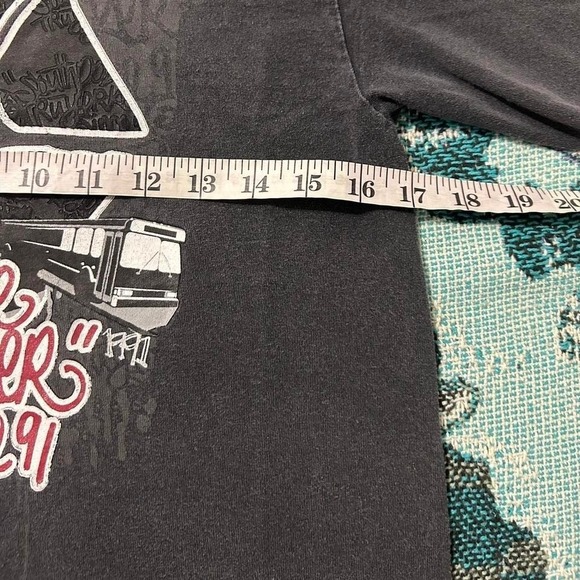 Y2K Grunge Southpole Graffiti Tee - Picture 6 of 6